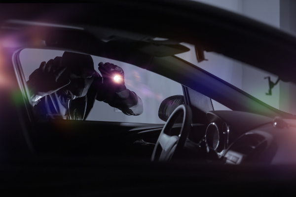 Kradzież samochodu - jak zabezpieczyć auto?
